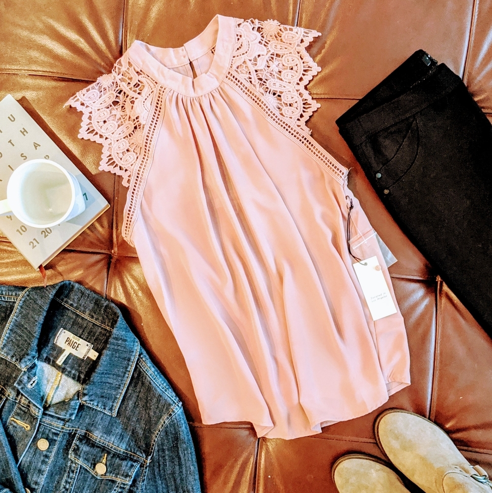 ❤️ LAST ONE ❤️ Pink Lace Shoulder Open Back Blouse